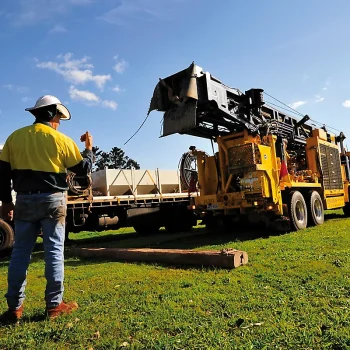 pozo de agua subterranea